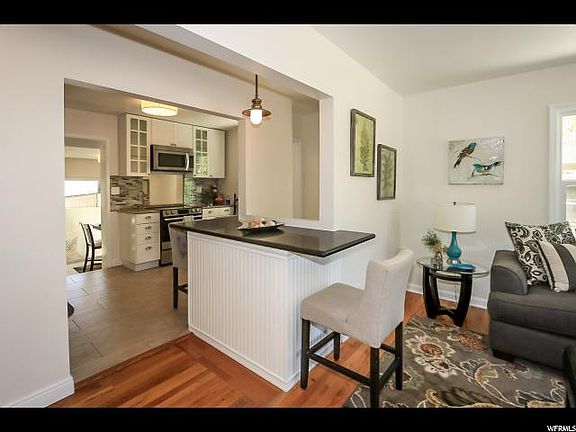 5th image of 1626 E Wilson Ave