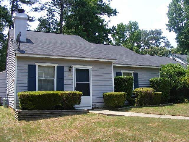 1st image of 102 Westland Ct