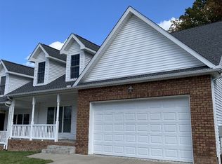 3 Whistle Stop Ln, Barboursville, WV 25504