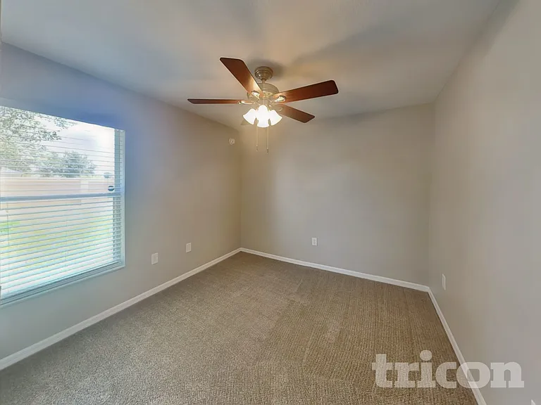 10752 Carloway Hills Dr — Photo 12