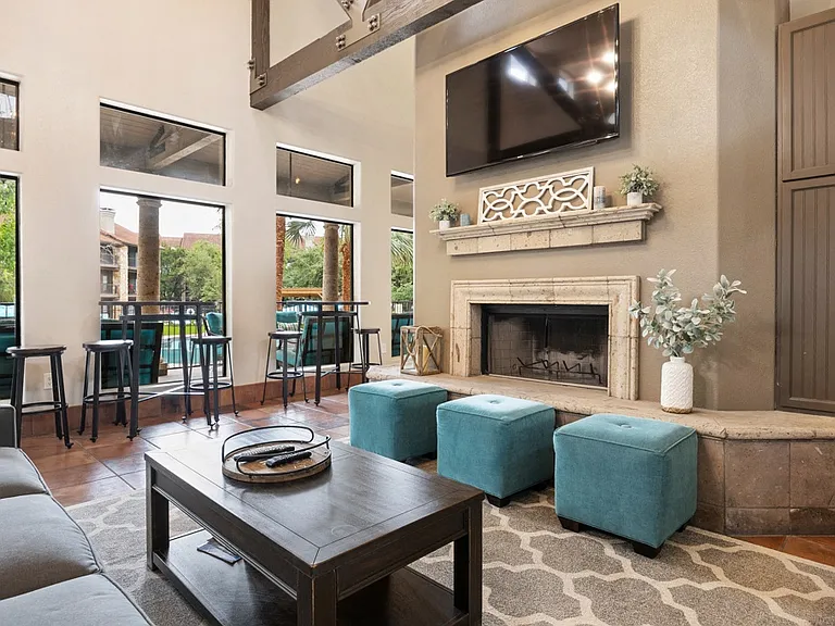 Waters Edge Apartments in Georgetown, TX