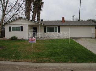 230 N Bollinger Rd, Visalia, CA 93291
