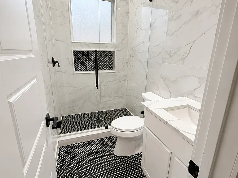 321 Bounding Main St — Photo 26