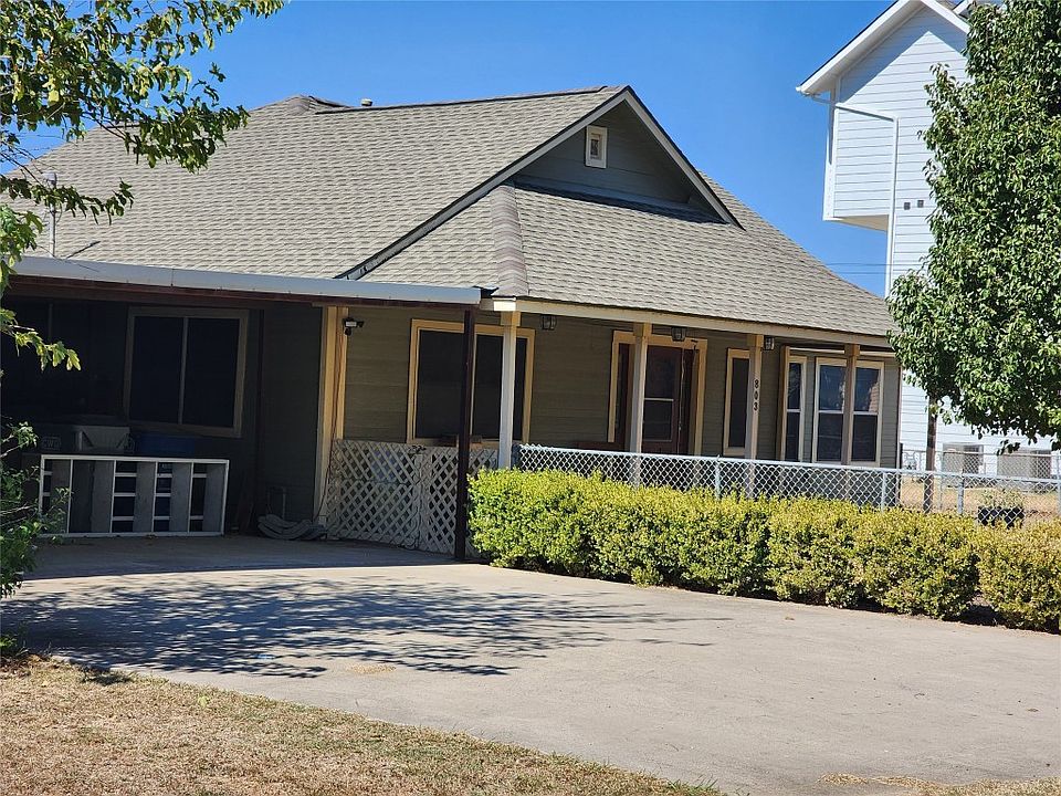 1st image of 803 Lakeshore Dr #A