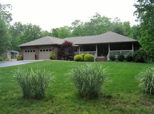 353 Creek Vale Dr, Crossville, TN 38555