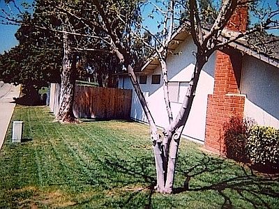 3rd image of 520 Woods Dr