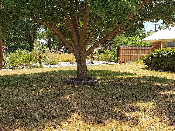 4th image of 2205 Cimmaron Dr