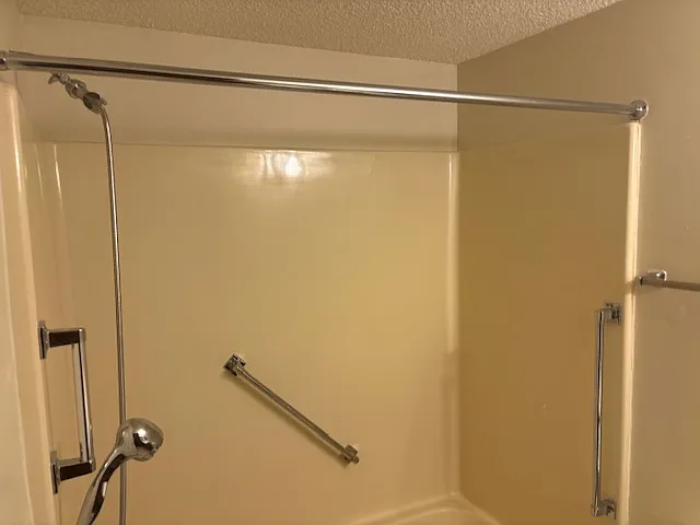 Sunset Cove Apartments — Photo 12