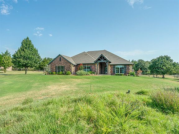 4th image of 1275 Stone Ridge Dr