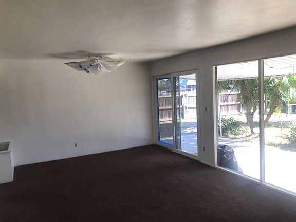 3rd image of 10362 Ballard Dr