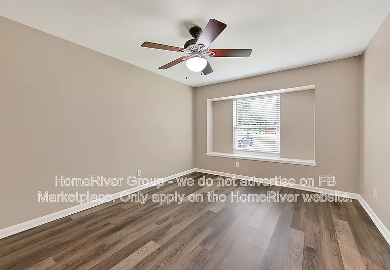 12002 Hillcroft Ave — Photo 6