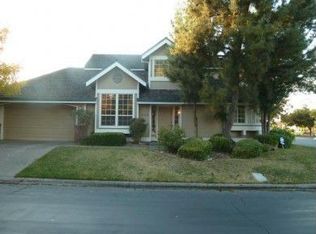 7690 W Bay Ln, Sacramento, CA