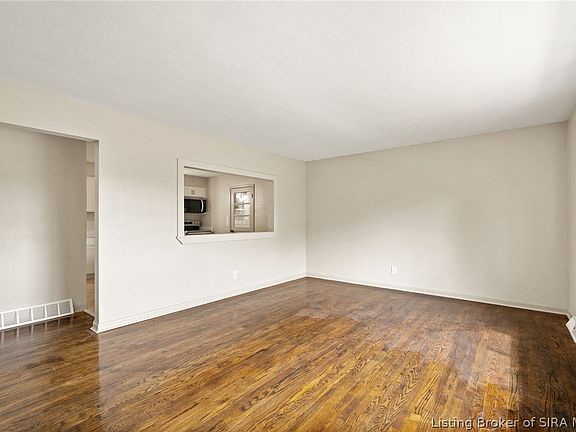 4th image of 2428 Stover Drive