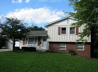 506 Hillcrest Dr, Bellefontaine, OH