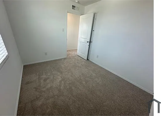 1420 Silver Oak Ln — Photo 10