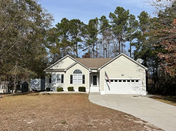 316 Coldwater Dr, Swansboro, NC 28584