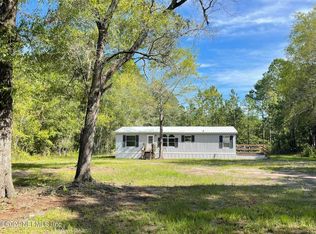 833 NE 218th St, Lawtey, FL 32058