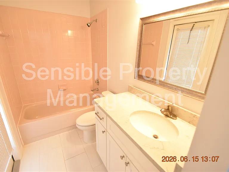 9304 Heritage Oak Ct — Photo 37