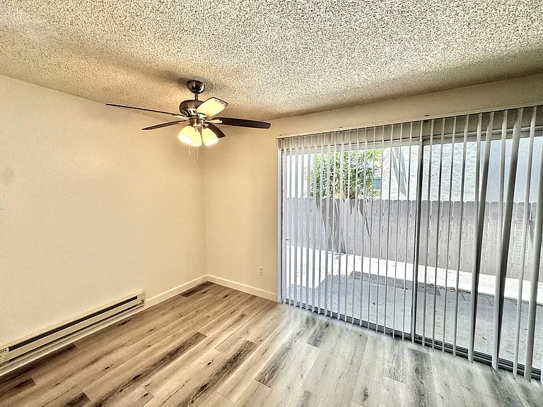4546 Norwood Street — Photo 8