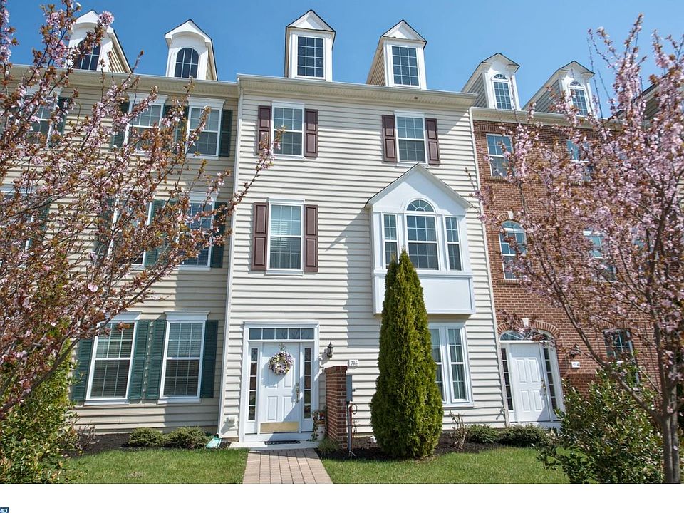 1st image of 916 Shepard Ave