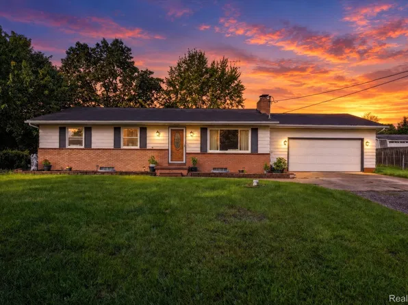 14448 Duffield Rd, Byron, MI 48418