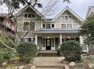 2832 Broadway E, Seattle, WA 98102