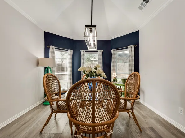 7624 Echo Hill Ln, Denton, TX 76208