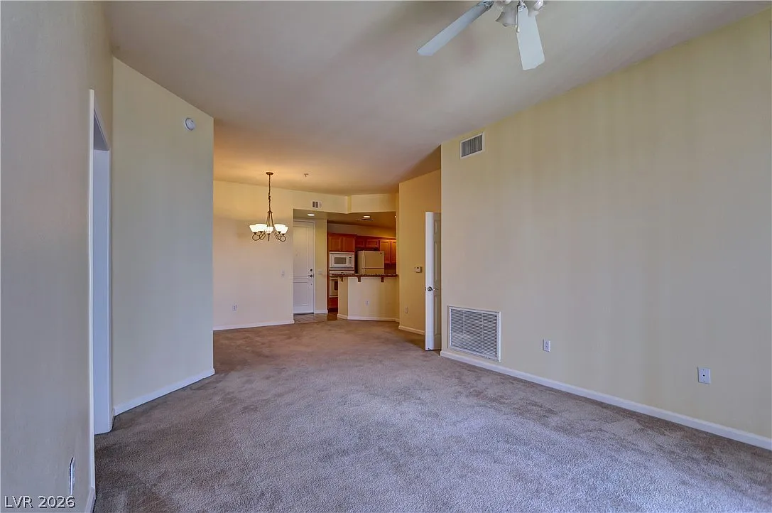 2 bed, 2.0 bath, 1155 sqft, $1,575 — Photo 4