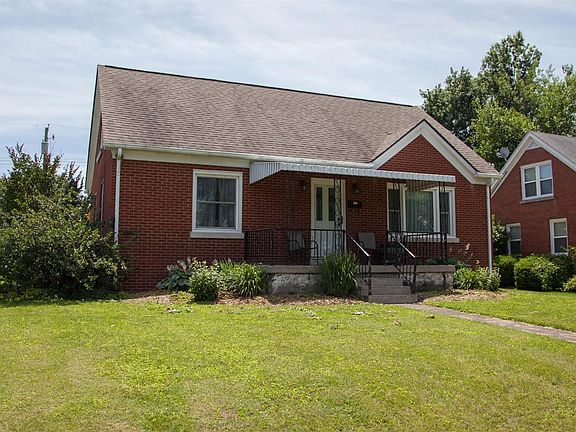 3rd image of 308 Stratford Dr