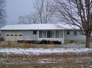 1111 5th St, Plainwell, MI 49080