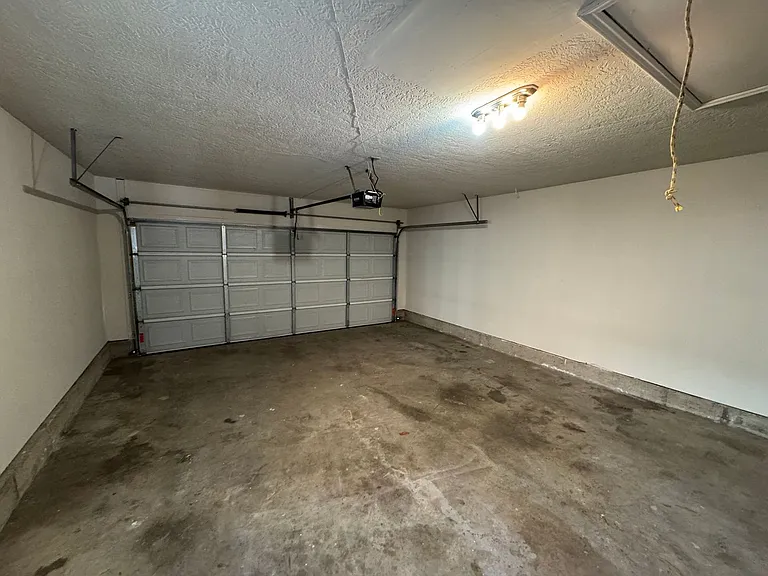 1826 Beverly Hls — Photo 26
