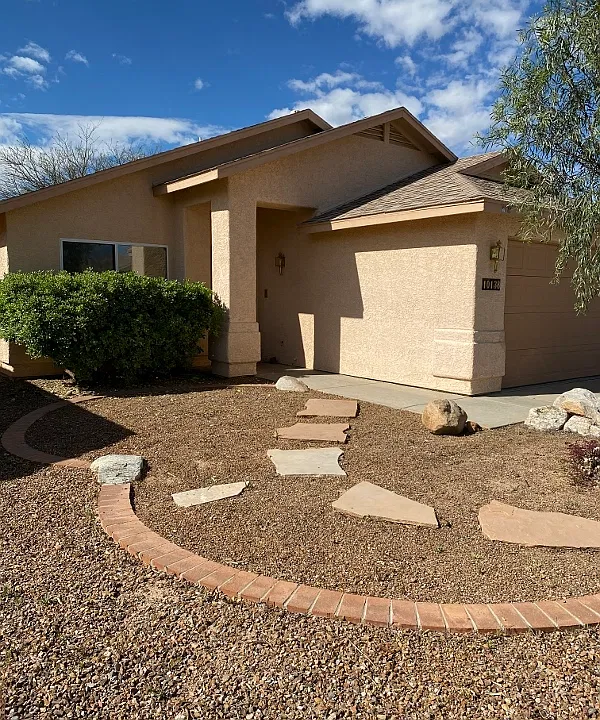 10138 E Paseo