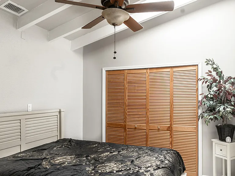 205 Coral Rd #1 — Photo 6