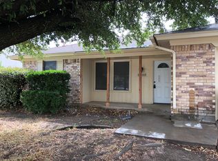 6525 Hughes Dr, Watauga, TX 76148