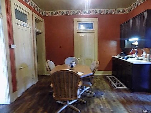 3rd image of 513 N Main St