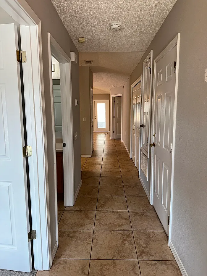 2 bed, 2.0 bath, 1098 sqft, $1,650 — Photo 2