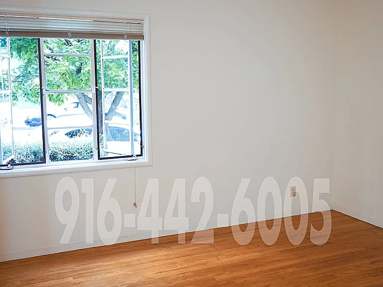 2426 P St #6 — Photo 10