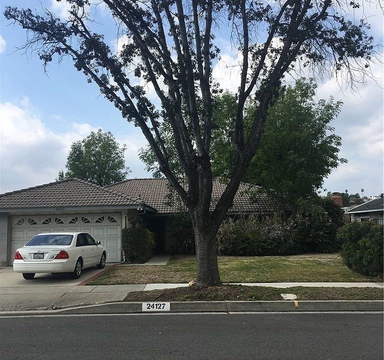 1st image of 24127 Silver Spray Dr
