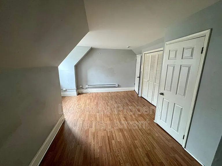 1810 Brownsville Rd #2 — Photo 44