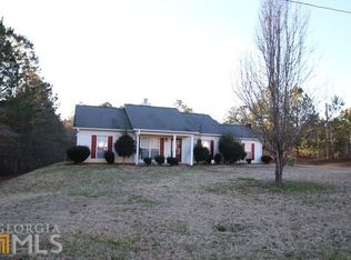 427 Hampton Green Dr, Lagrange, GA 30240