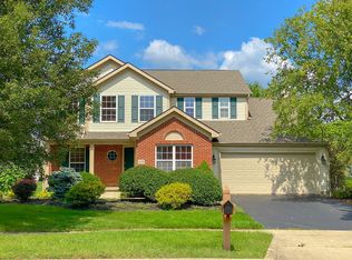 2090 Parklawn Dr, Lewis Center, OH 43035