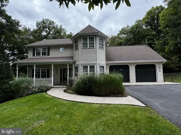 75 Betty Cir, Reedsville, PA 17084