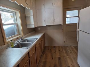 1309 Prescott St, Marinette, WI 54143
