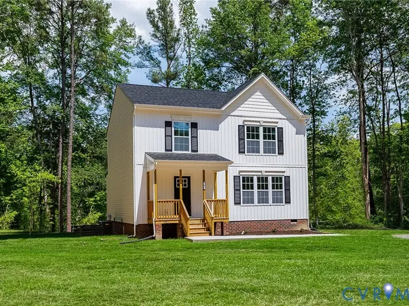 308 Crump Dr, Ruther Glen, VA 22546