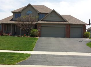 1105 Westridge Dr, Waterville, OH 43566