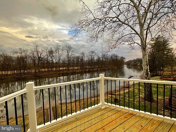 2nd image of 1166 N Browns Dam Dr