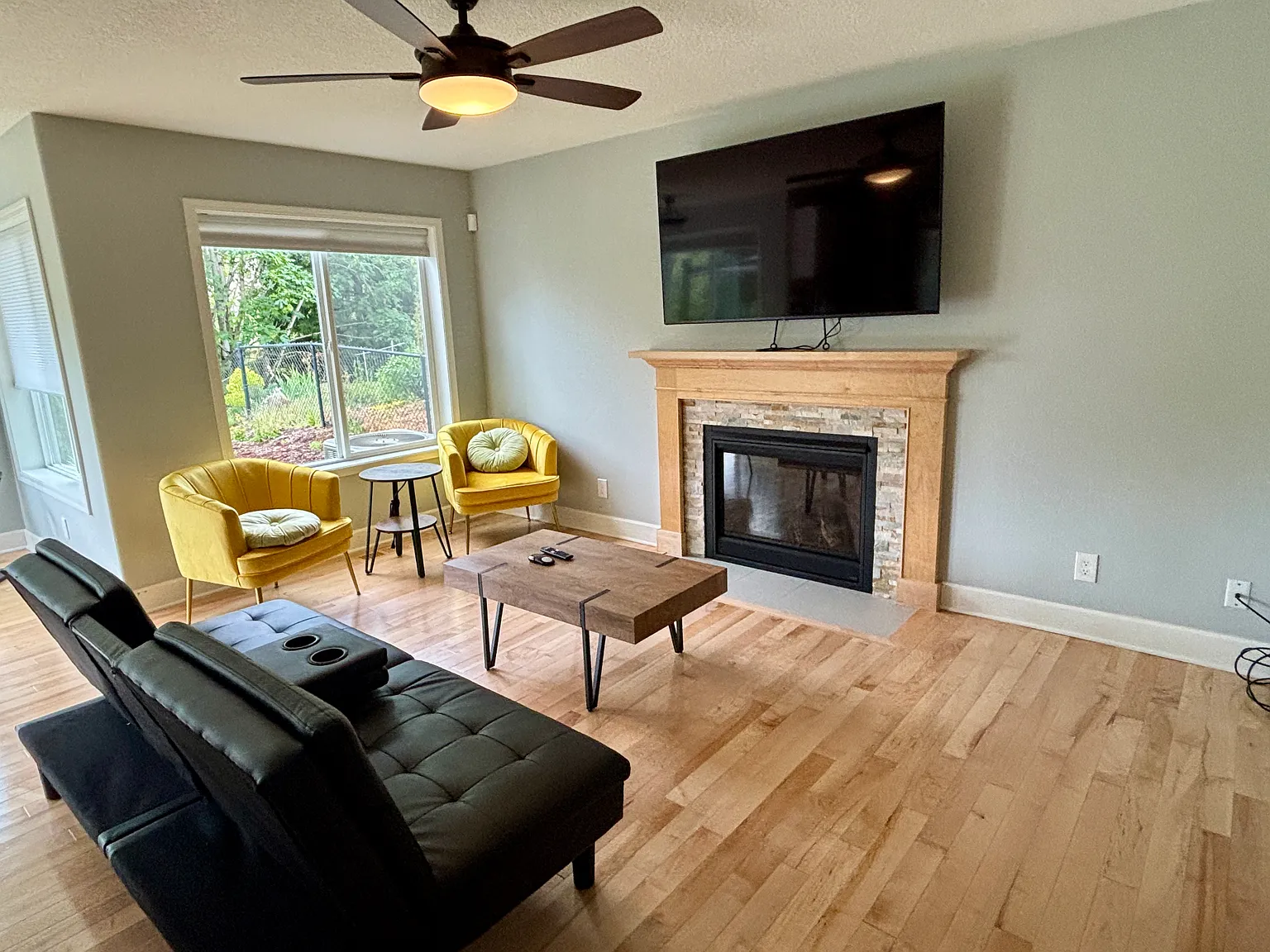 4 bed, 2.5 bath, 1867 sqft, $3,000 — Photo 4