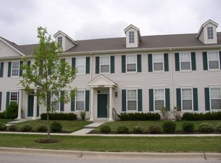 2265 Barrington Dr E, Aurora, IL 60503