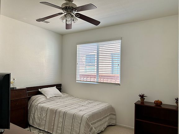 4th image of 30355 Carmenet Cir