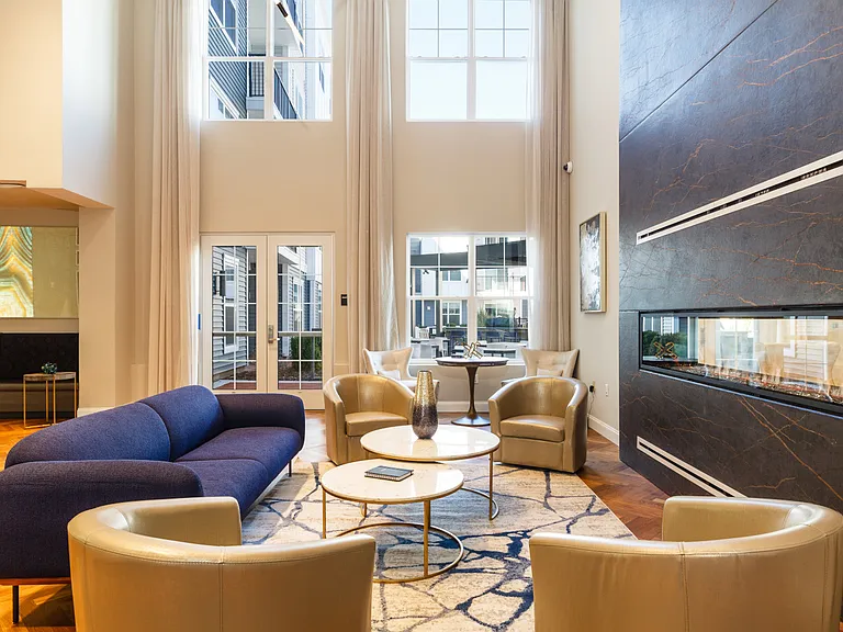 EVO Apartments — Photo 25